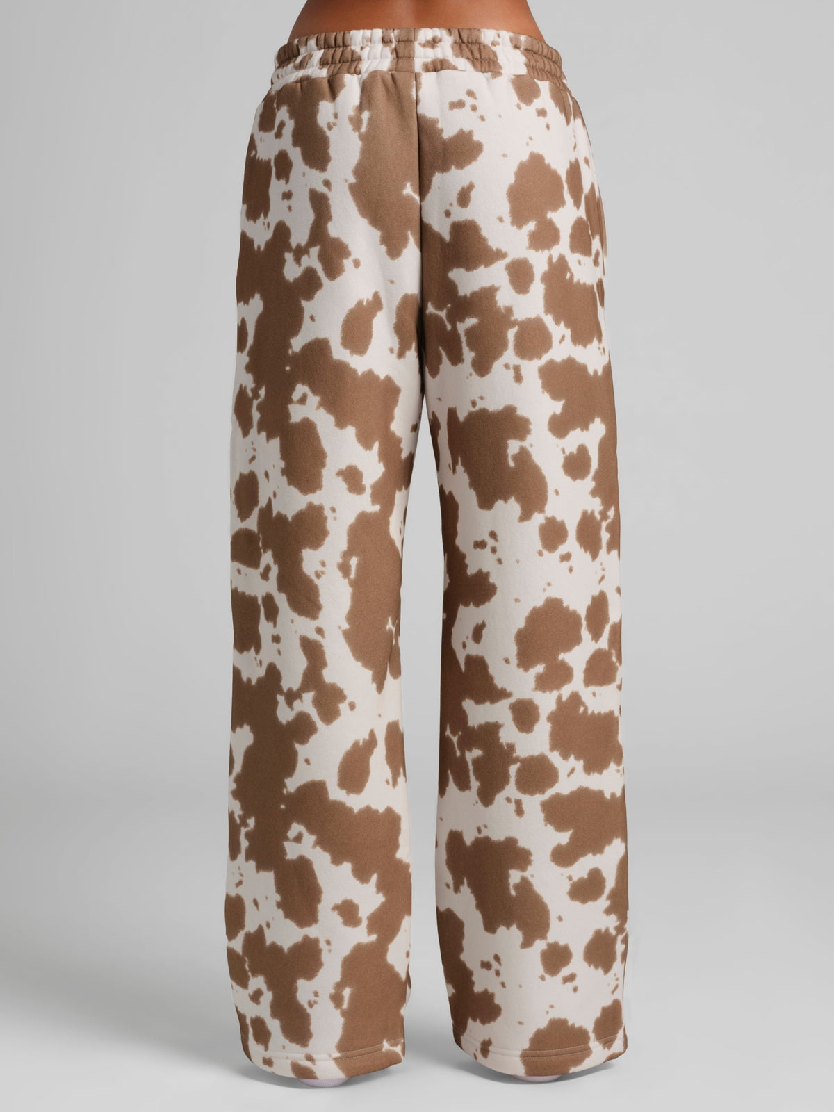 Minimalist Straight Leg Sweatpants – Short