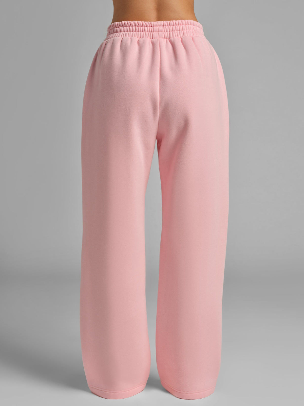 Minimalist Straight Leg Sweatpants – Short