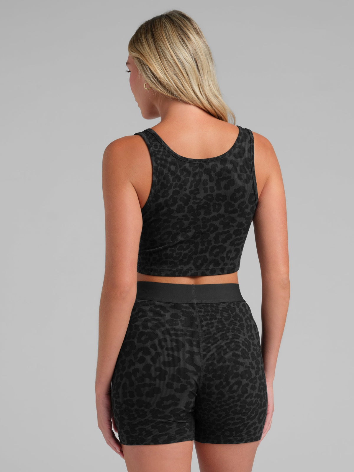 Rib Contour Crop Tank