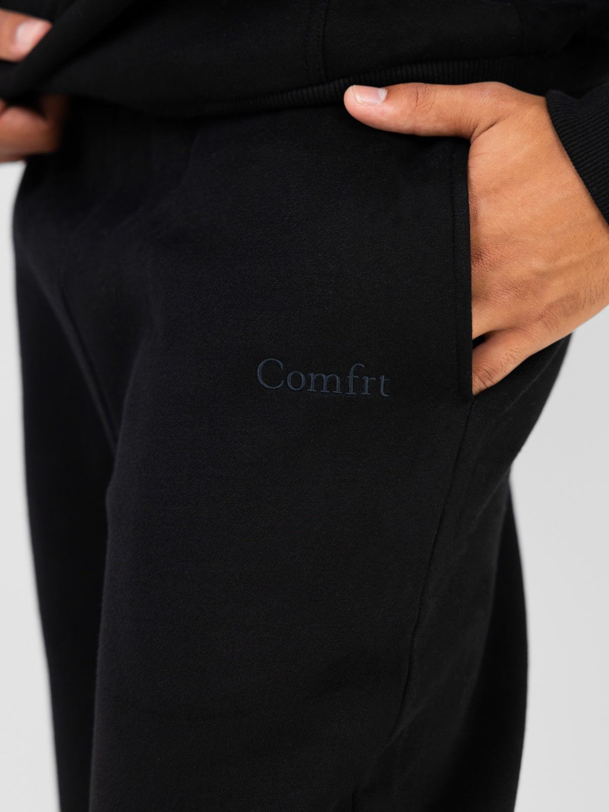 Signature Straight Leg Sweatpants