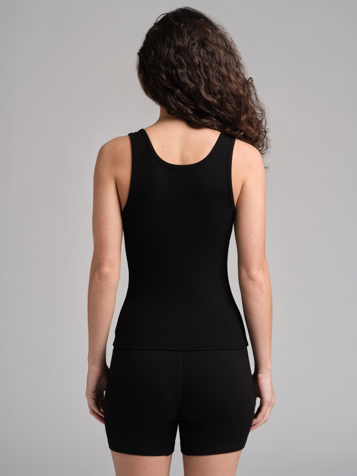 Rib Contour Waist Length Tank