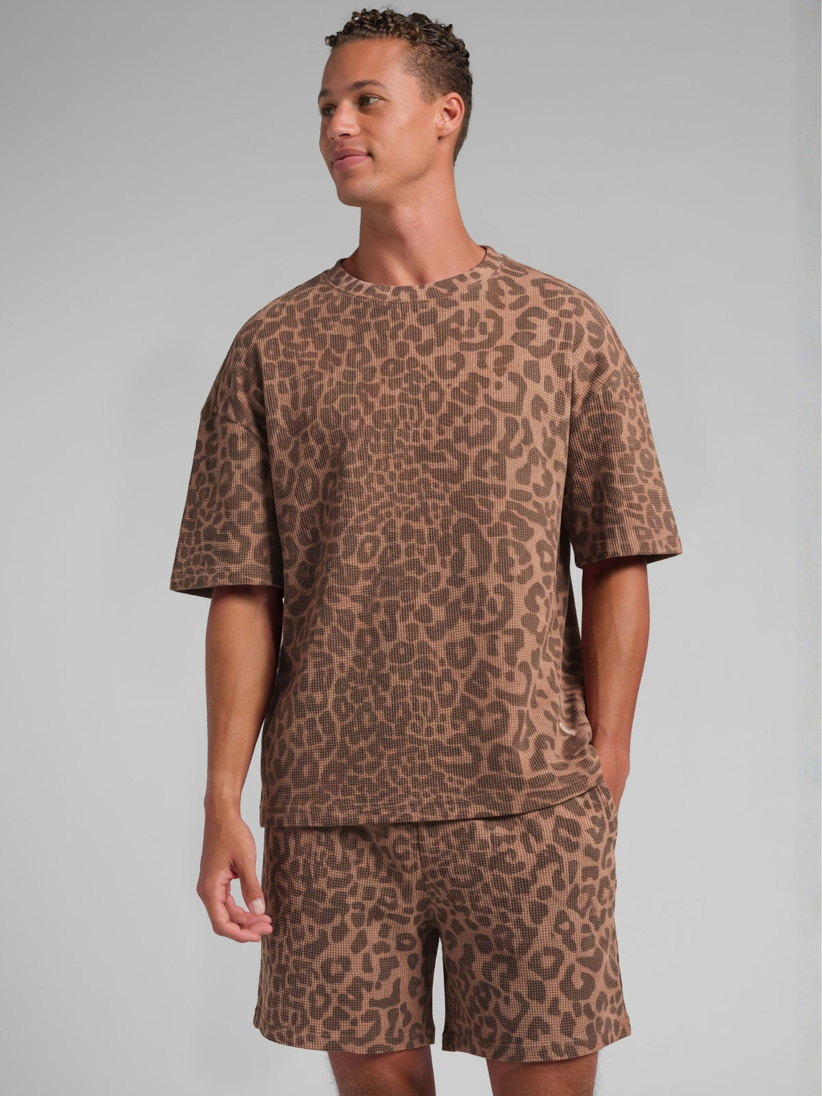 Waffle Lounge 7" Short