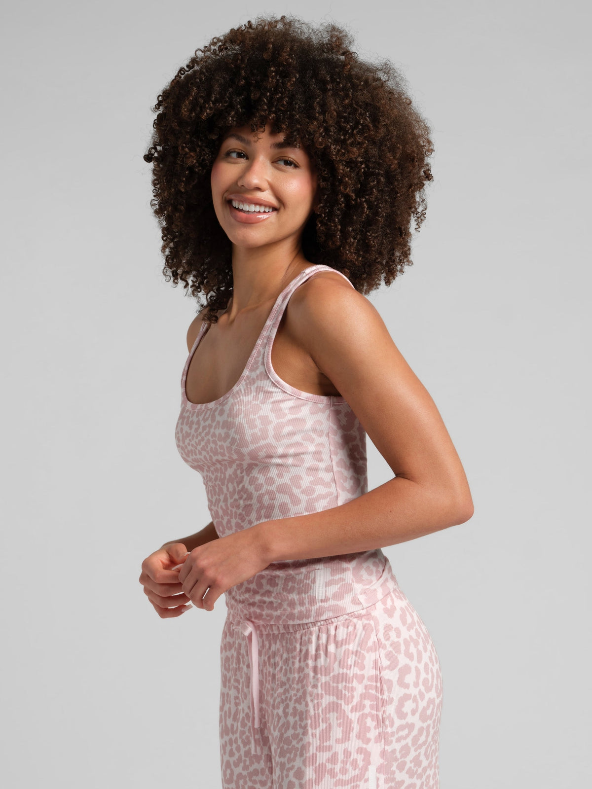 Rib Contour Waist Length Tank