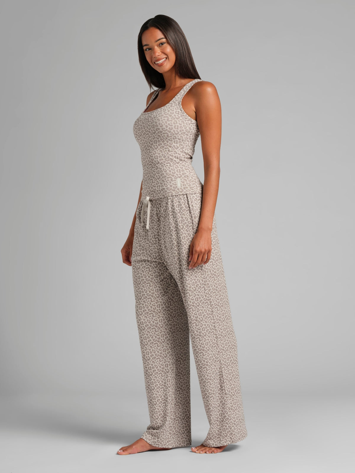 Rib Contour Waist Length Tank