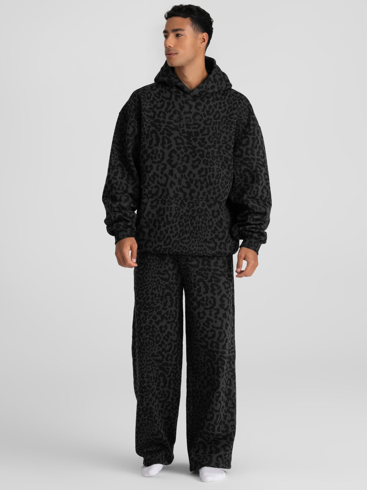 Signature Hoodie – Mega
