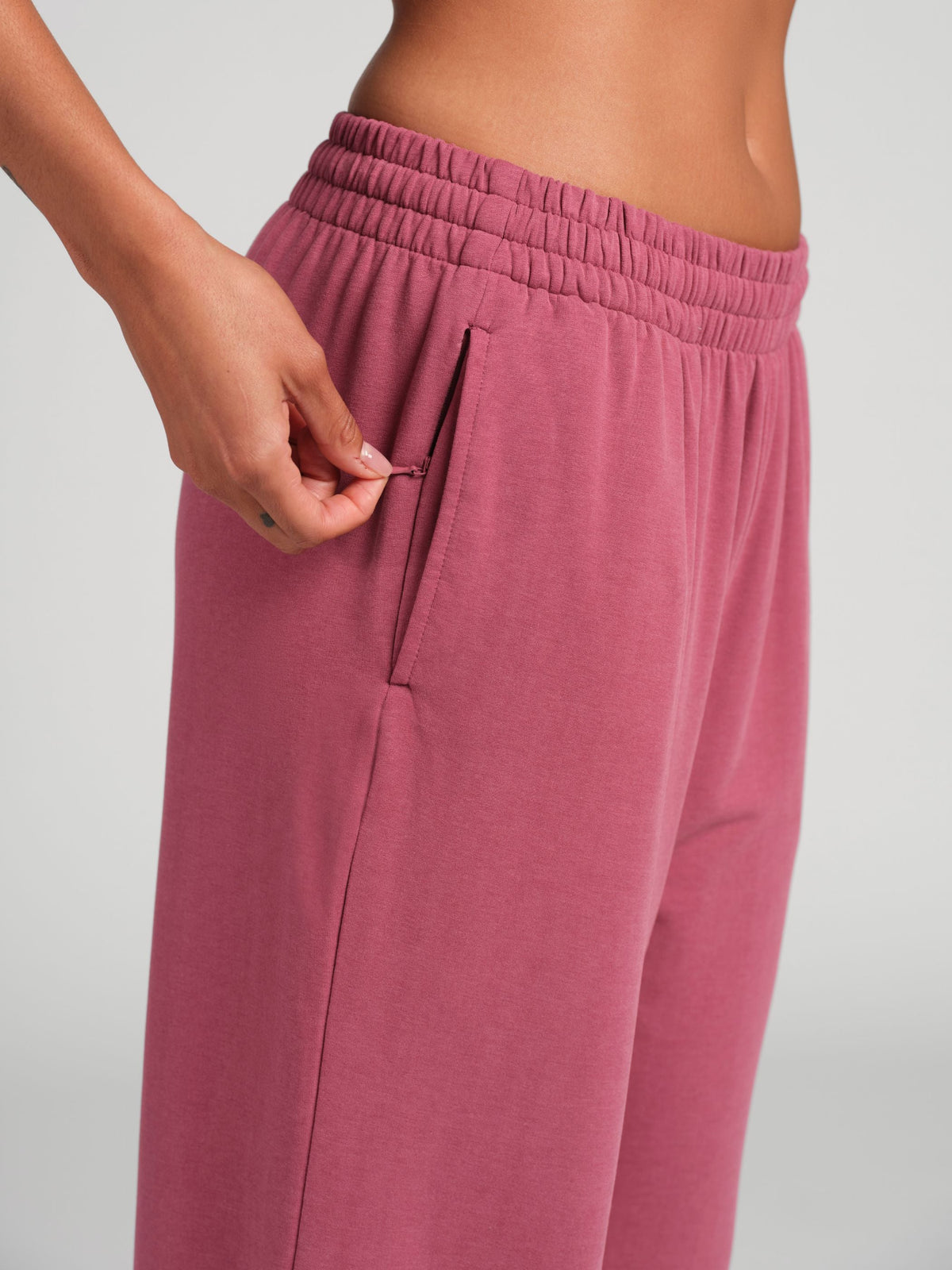 Luxe Terry Lightweight Straight Leg Pants