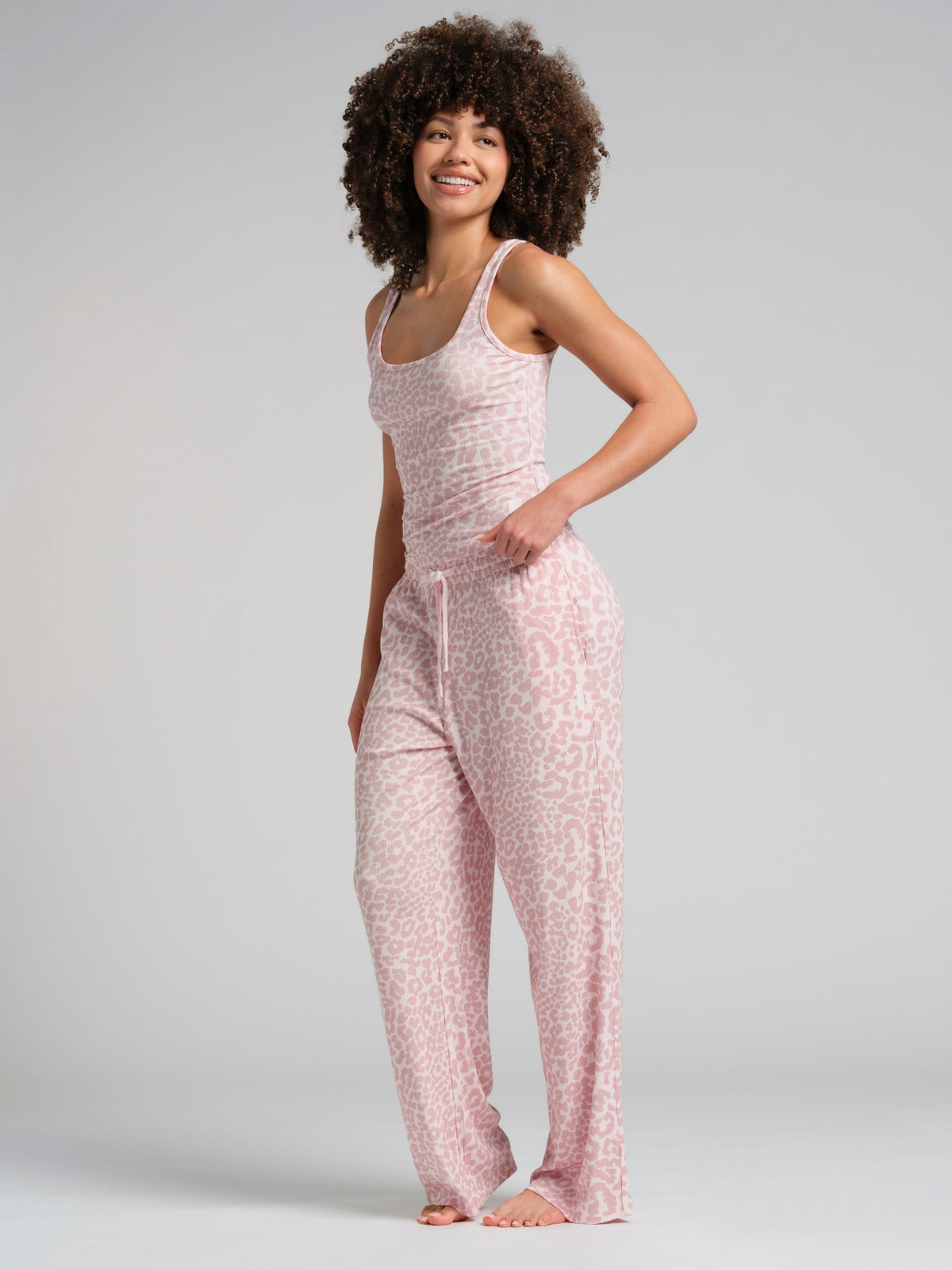 Rib Contour Waist Length Tank