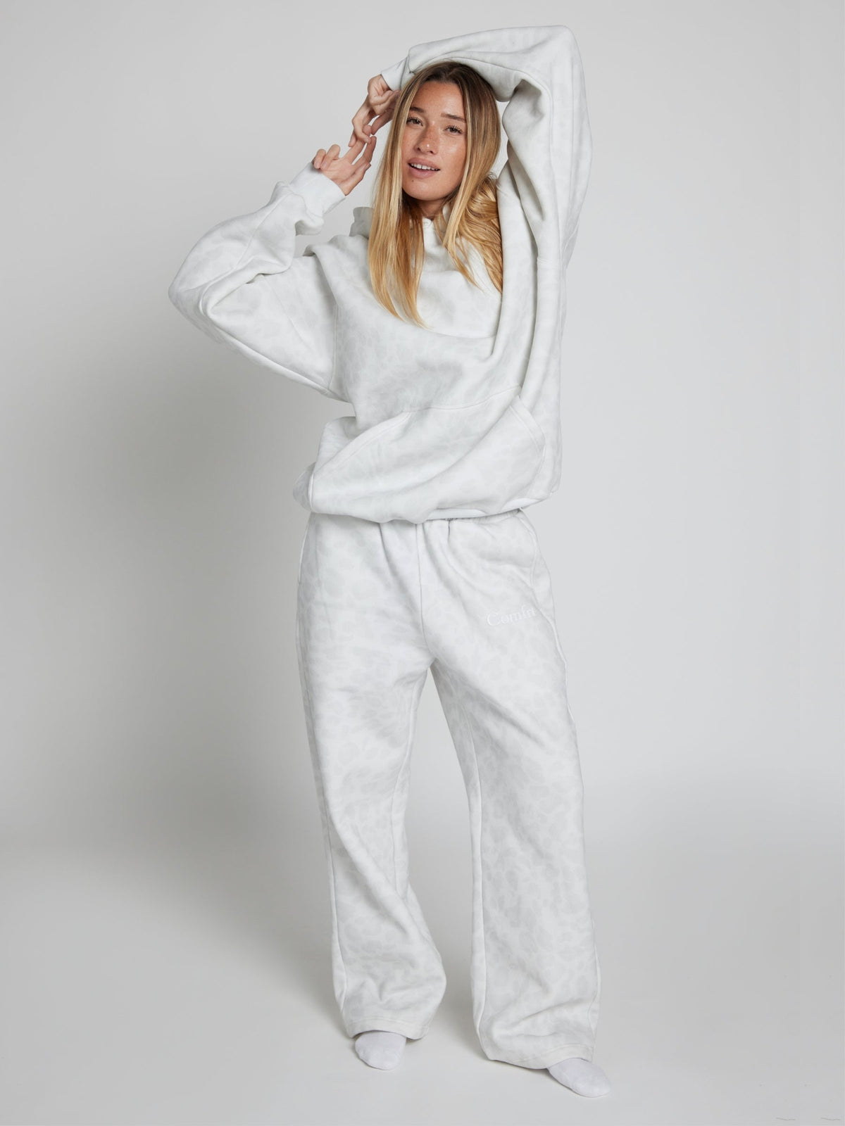 Minimalist Straight Leg Sweatpants – Long